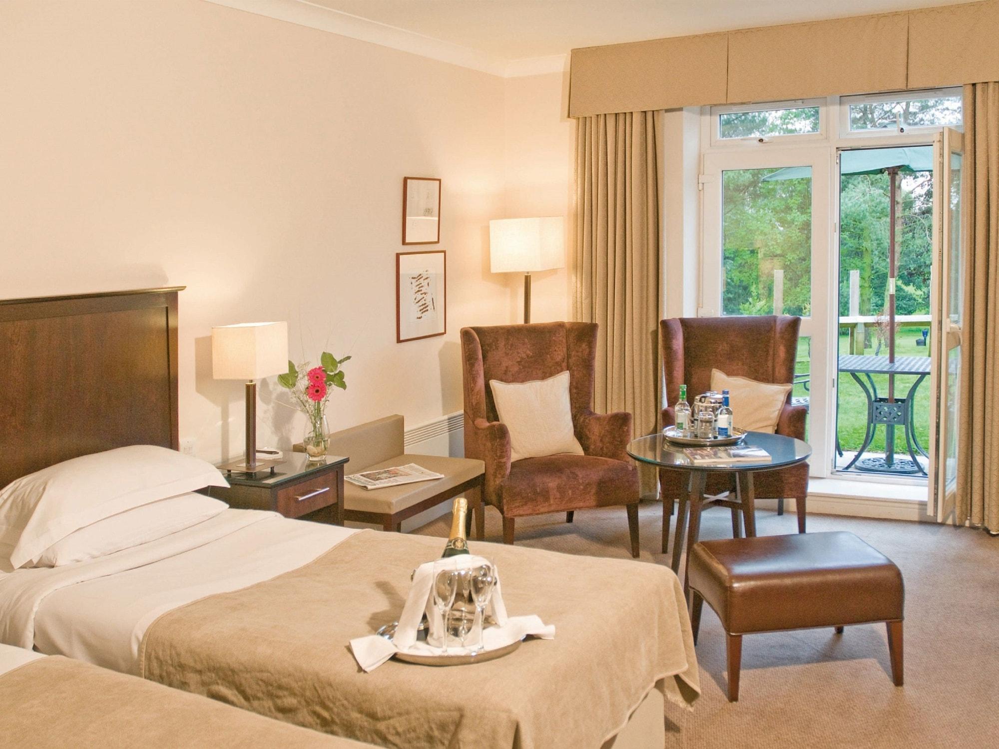 Macdonald Hill Valley Hotel, Spa & Golf Resort Вітчерч Екстер'єр фото
