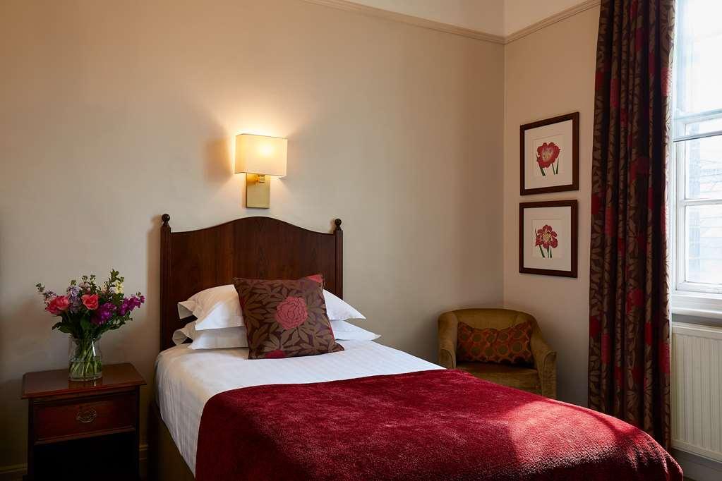 Macdonald Hill Valley Hotel, Spa & Golf Resort Вітчерч Номер фото
